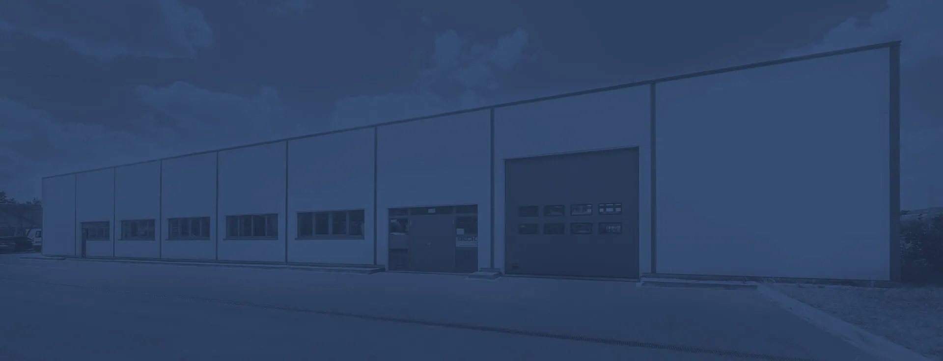 UHL Stahlbau – Industriehalle mit Stahlkonstruktion